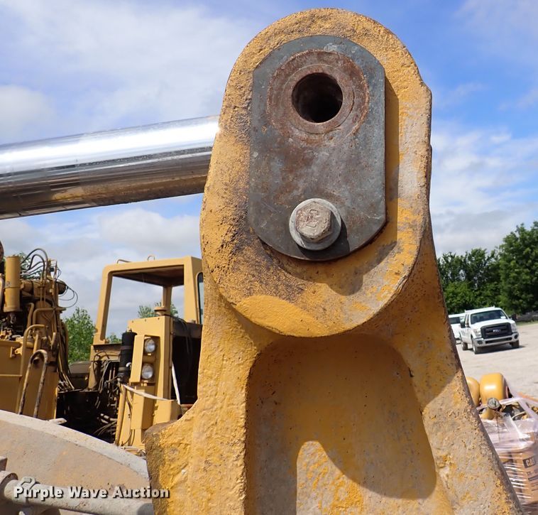 image for item DL7580 2008 Caterpillar 966H  wheel loader