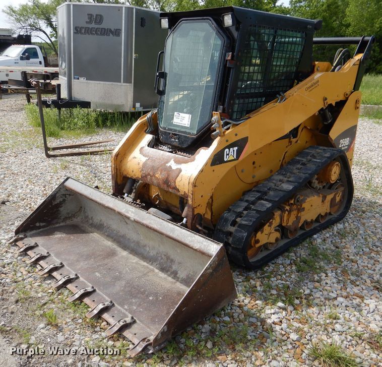 image for item DL8869 2013 Caterpillar 259B3  tracked skid steer loader