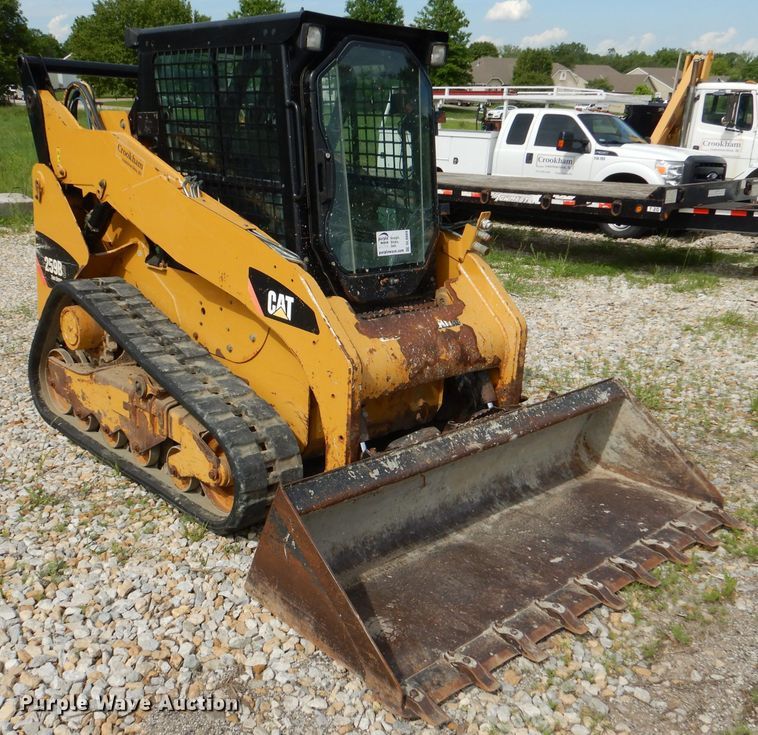 image for item DL8869 2013 Caterpillar 259B3  tracked skid steer loader