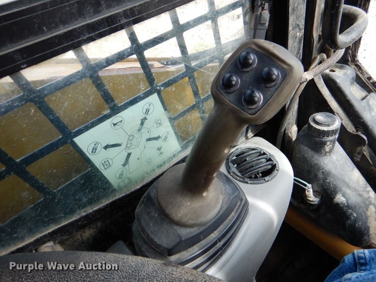 image for item DL8869 2013 Caterpillar 259B3  tracked skid steer loader