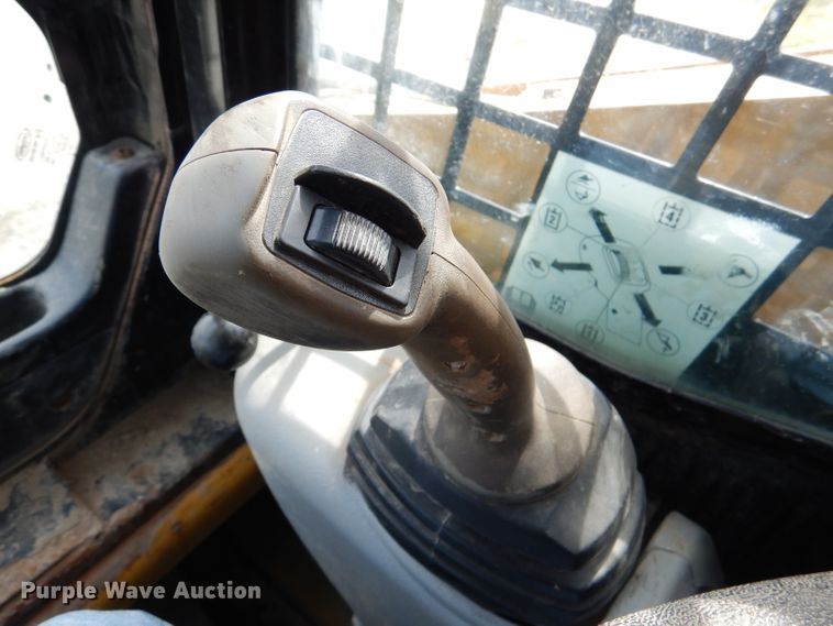 image for item DL8869 2013 Caterpillar 259B3  tracked skid steer loader