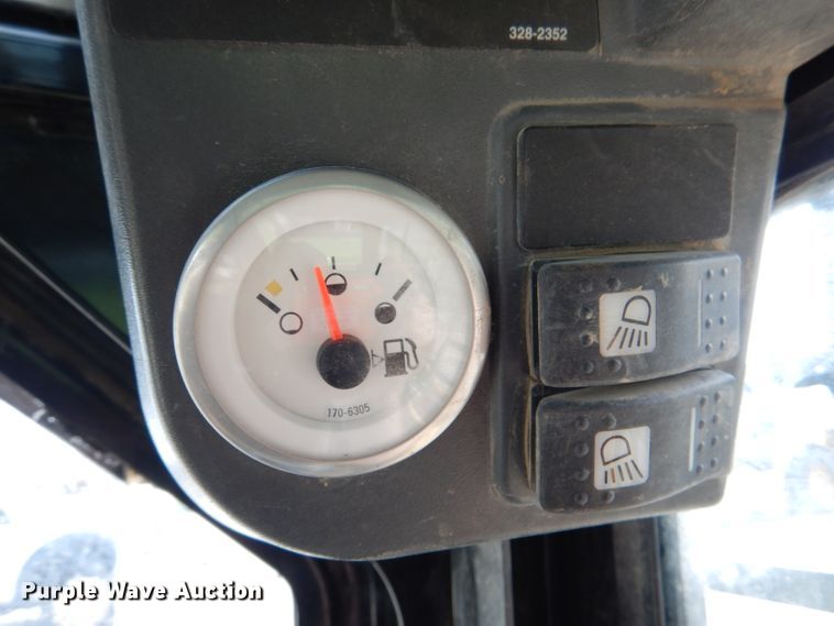 image for item DL8869 2013 Caterpillar 259B3  tracked skid steer loader