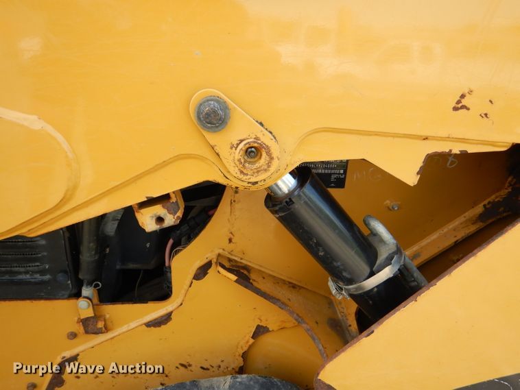 image for item DL8869 2013 Caterpillar 259B3  tracked skid steer loader