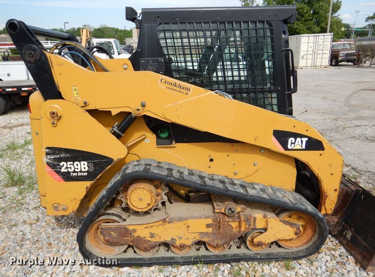 image for item DL8869 2013 Caterpillar 259B3  tracked skid steer loader