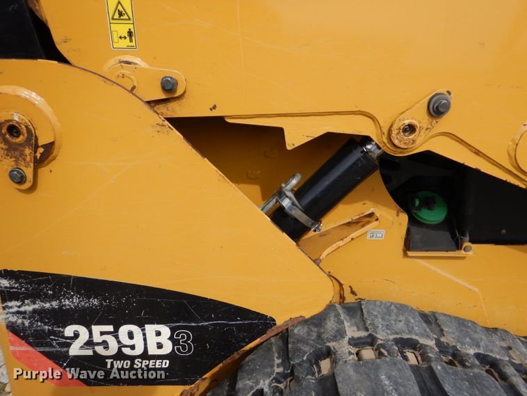 image for item DL8869 2013 Caterpillar 259B3  tracked skid steer loader