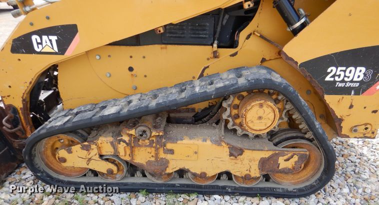 image for item DL8869 2013 Caterpillar 259B3  tracked skid steer loader