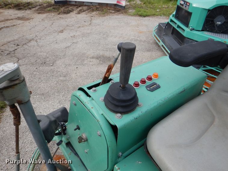 image for item DL8874 Multiquip power trowel