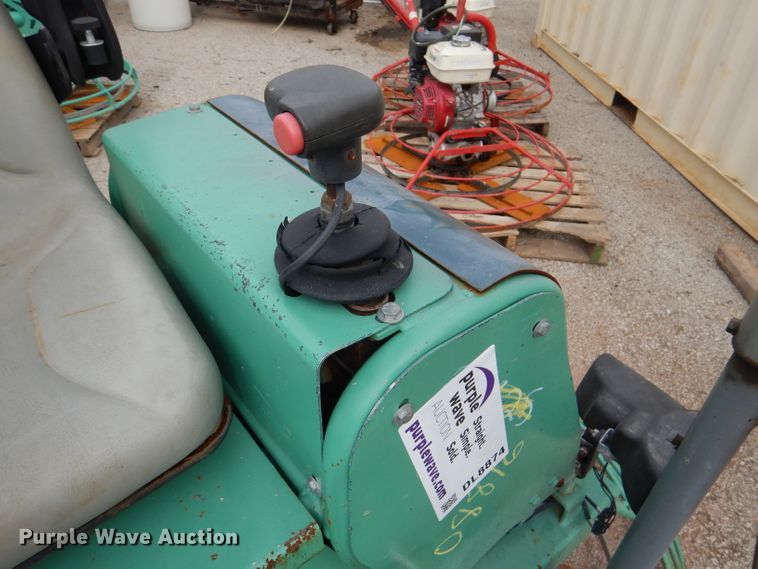 image for item DL8874 Multiquip power trowel