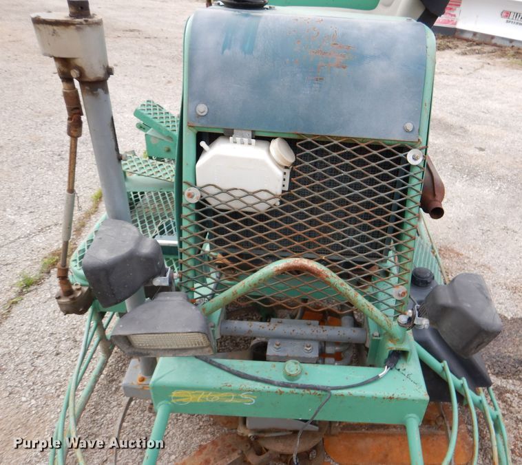 image for item DL8874 Multiquip power trowel