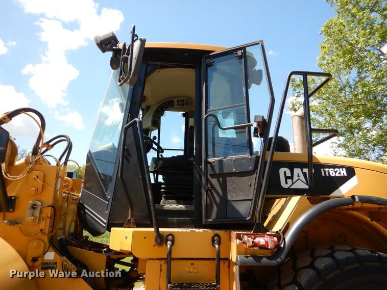 image for item DL8893 2008 Caterpillar IT62H  wheel loader