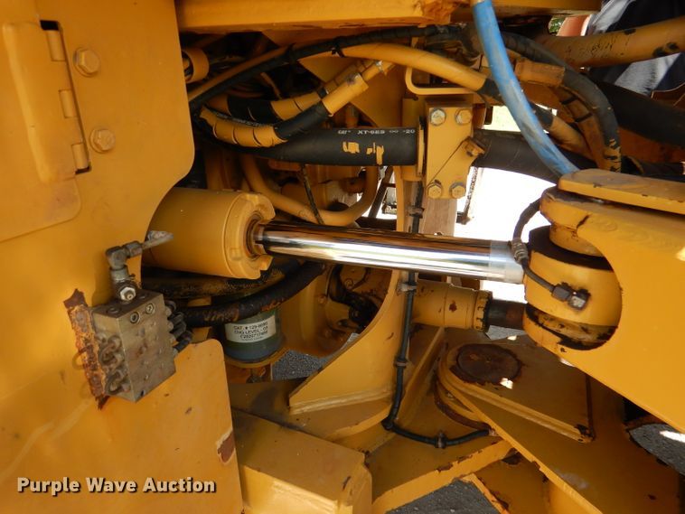 image for item DL8893 2008 Caterpillar IT62H  wheel loader