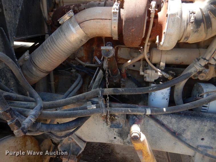 image for item DL8905 1988 International Eagle  water truck