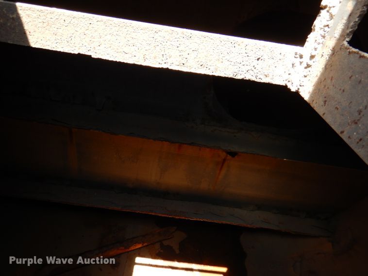 image for item DL8905 1988 International Eagle  water truck