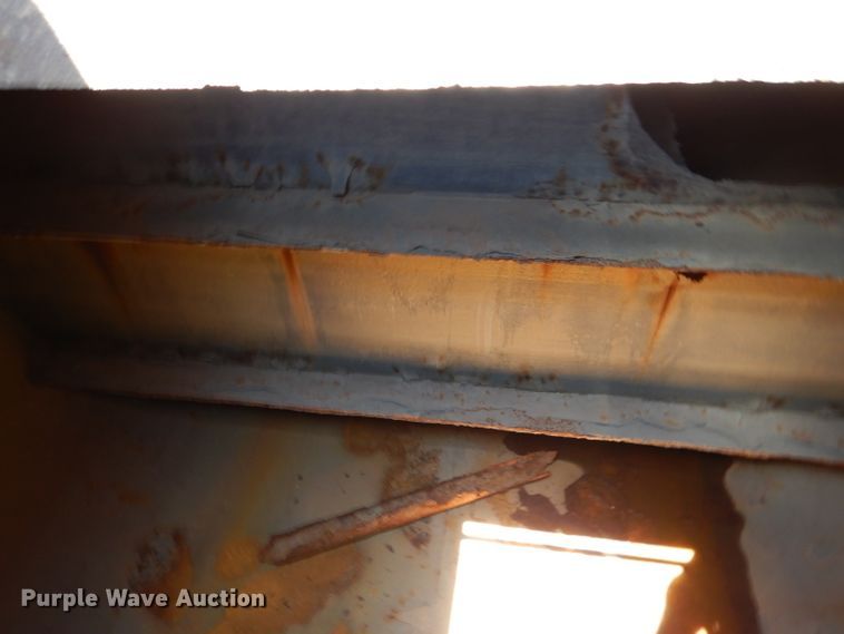 image for item DL8905 1988 International Eagle  water truck