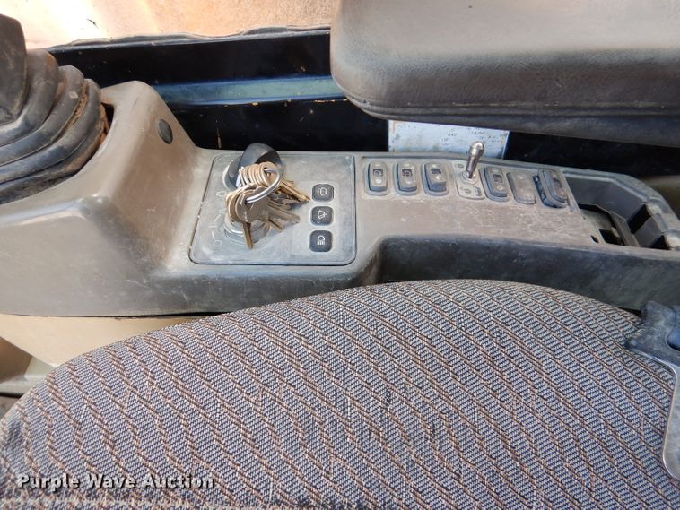 image for item DL8906 1998 Caterpillar 322BL  excavator