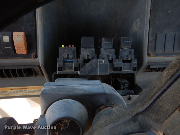 image for item DL8908 1998 Caterpillar 416C  backhoe