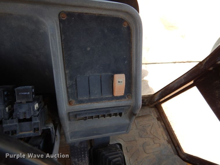 image for item DL8908 1998 Caterpillar 416C  backhoe