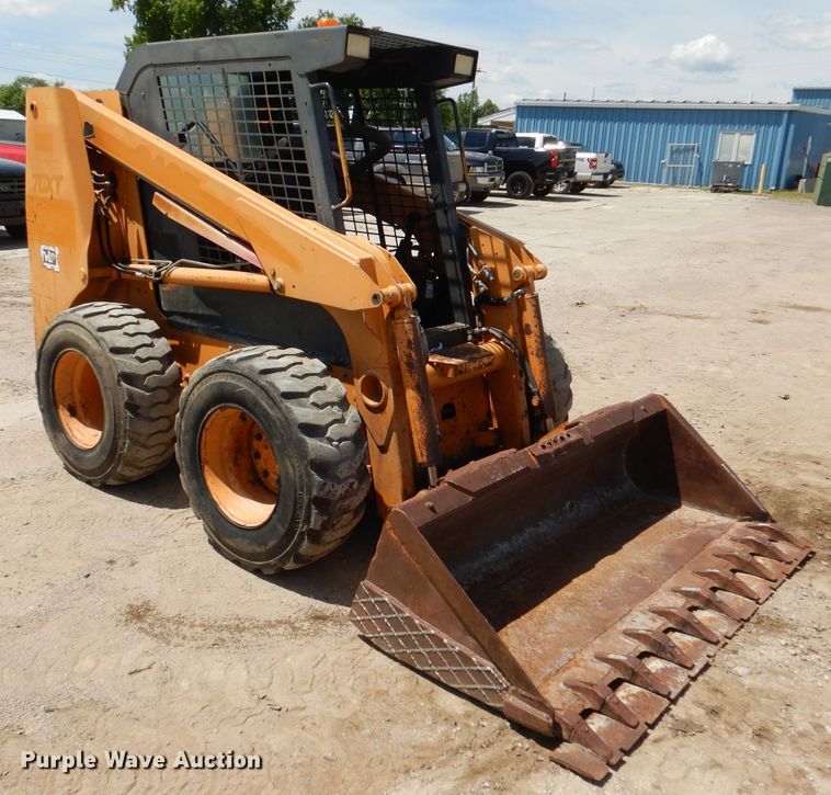 image for item DL8909 2002 Case 70XT  skid steer loader