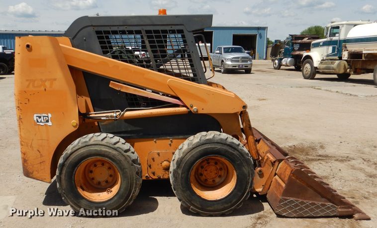 image for item DL8909 2002 Case 70XT  skid steer loader