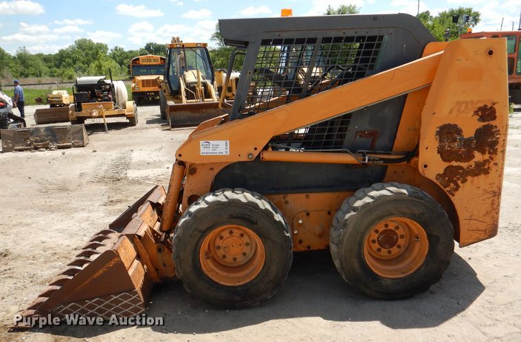 image for item DL8909 2002 Case 70XT  skid steer loader