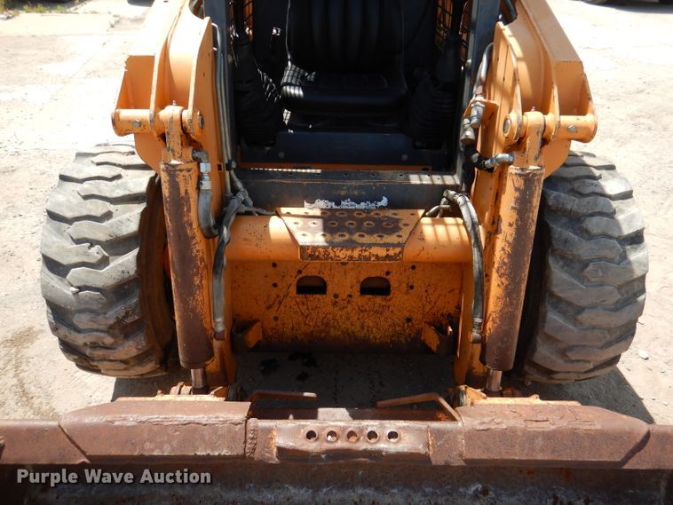 image for item DL8909 2002 Case 70XT  skid steer loader