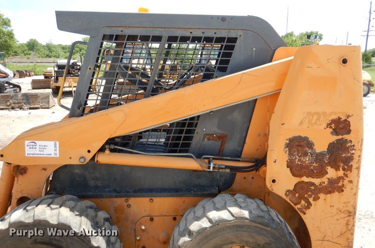 image for item DL8909 2002 Case 70XT  skid steer loader