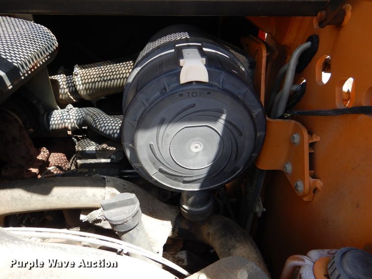 image for item DL8909 2002 Case 70XT  skid steer loader