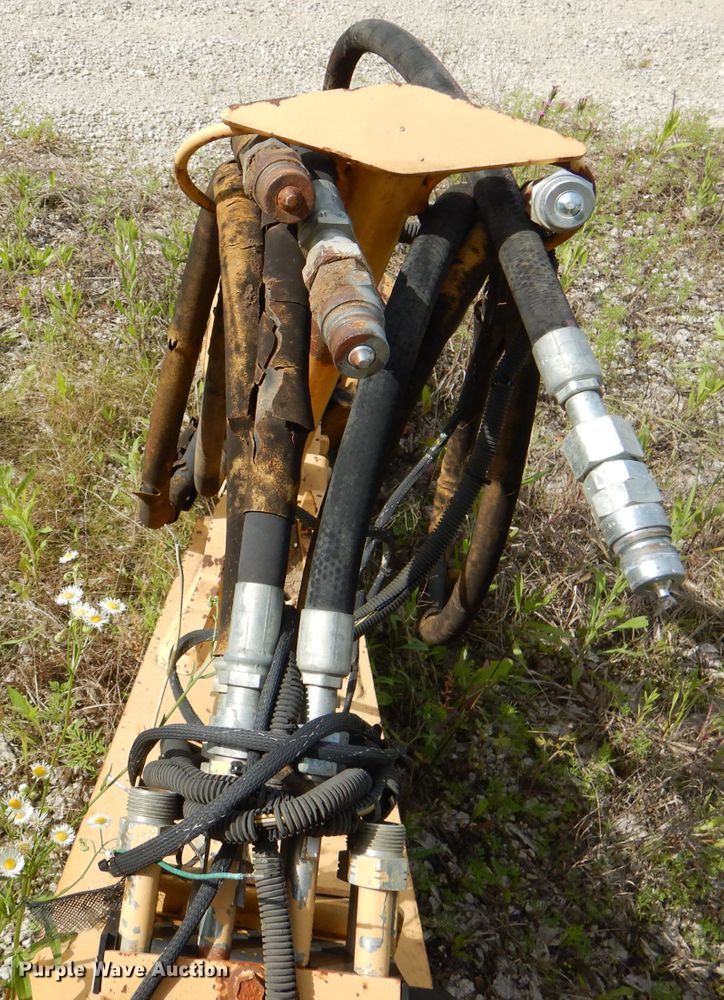 image for item DL8912 2006 John Deere 1810E  scraper