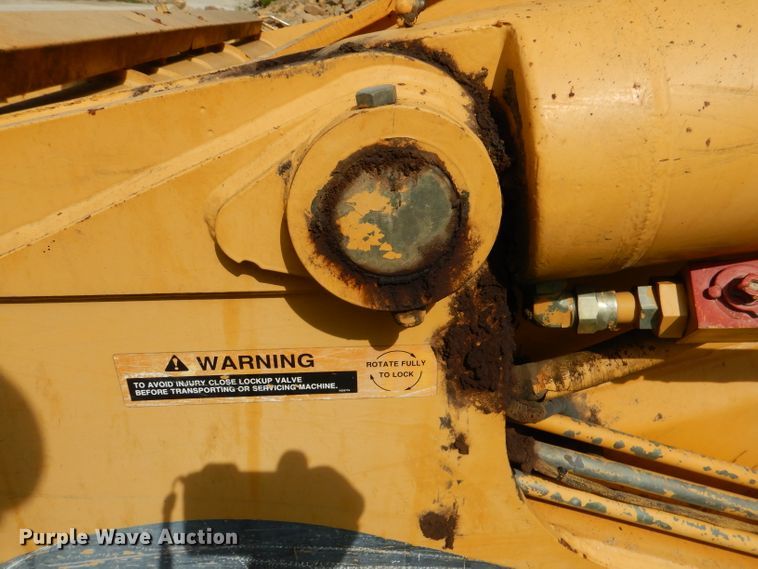 image for item DL8912 2006 John Deere 1810E  scraper