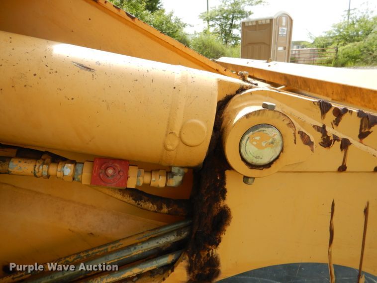 image for item DL8912 2006 John Deere 1810E  scraper