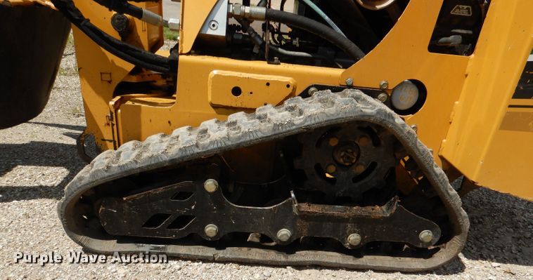 image for item DL8934 2013 Vermeer SC30TX  stump grinder