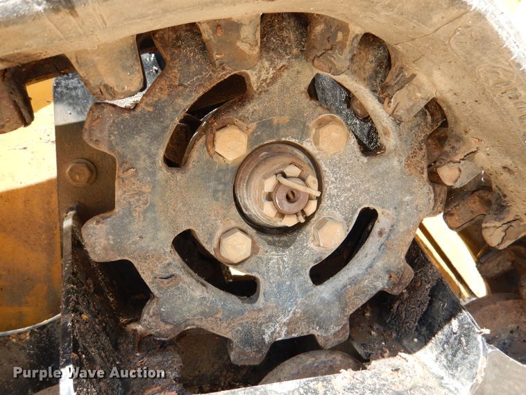 image for item DL8934 2013 Vermeer SC30TX  stump grinder