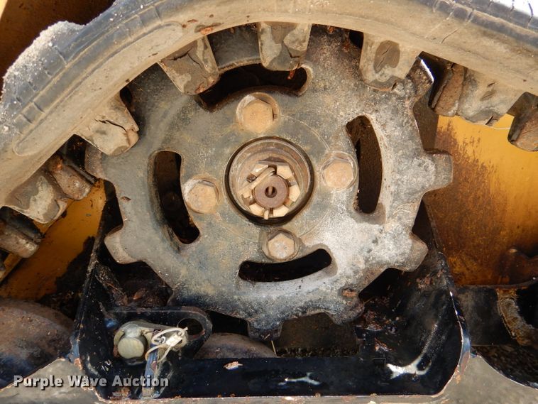 image for item DL8934 2013 Vermeer SC30TX  stump grinder