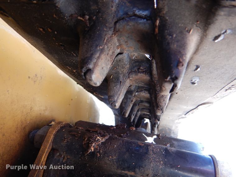 image for item DL8934 2013 Vermeer SC30TX  stump grinder