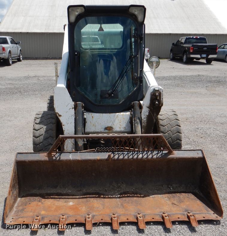 image for item DL8946 2016 Bobcat S750  skid steer loader