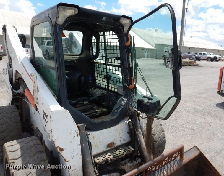 image for item DL8946 2016 Bobcat S750  skid steer loader