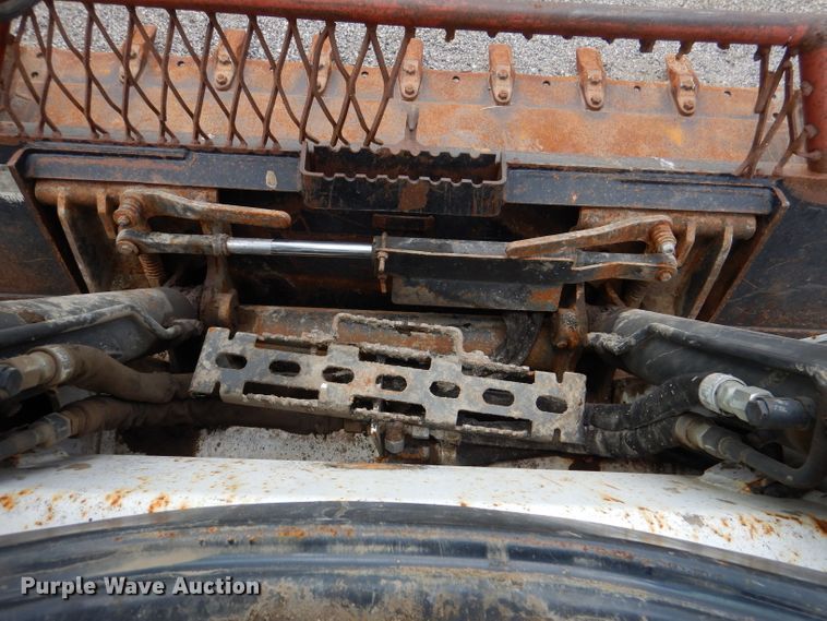 image for item DL8946 2016 Bobcat S750  skid steer loader