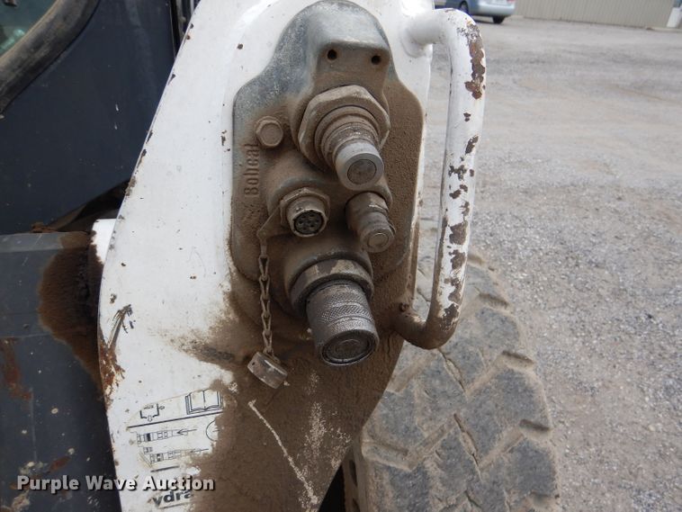 image for item DL8946 2016 Bobcat S750  skid steer loader