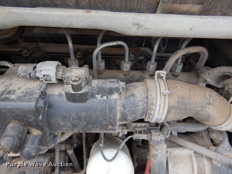 image for item DL8946 2016 Bobcat S750  skid steer loader