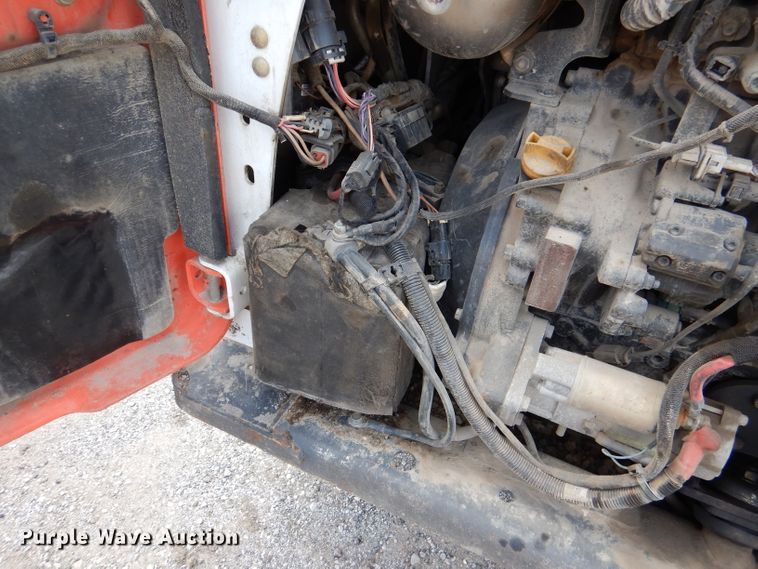 image for item DL8946 2016 Bobcat S750  skid steer loader