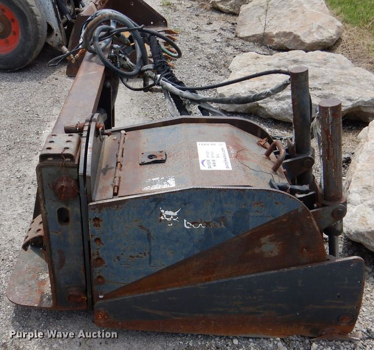 image for item DL8947 Bobcat  18" skid steer cold planer