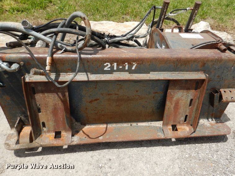 image for item DL8947 Bobcat  18" skid steer cold planer