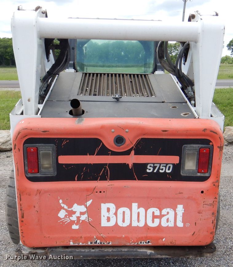 image for item DL8948 2011 Bobcat S750  skid steer loader