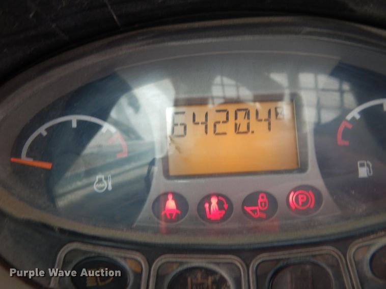 image for item DL8948 2011 Bobcat S750  skid steer loader