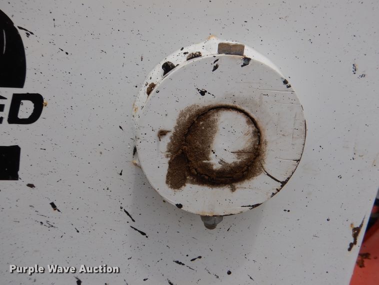 image for item DL8948 2011 Bobcat S750  skid steer loader