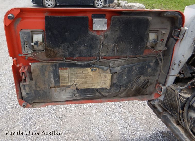 image for item DL8948 2011 Bobcat S750  skid steer loader