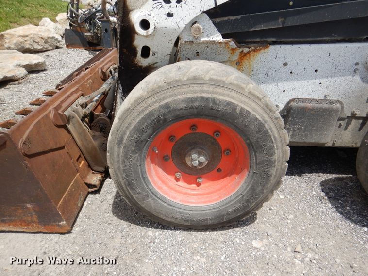 image for item DL8948 2011 Bobcat S750  skid steer loader