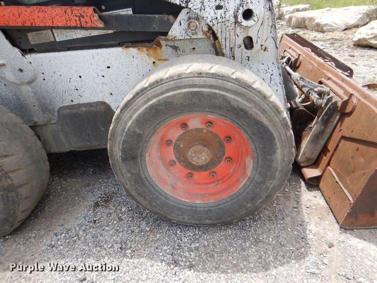 image for item DL8948 2011 Bobcat S750  skid steer loader