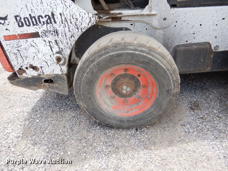 image for item DL8948 2011 Bobcat S750  skid steer loader