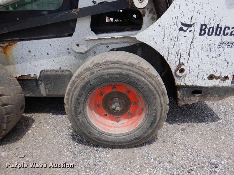 image for item DL8948 2011 Bobcat S750  skid steer loader